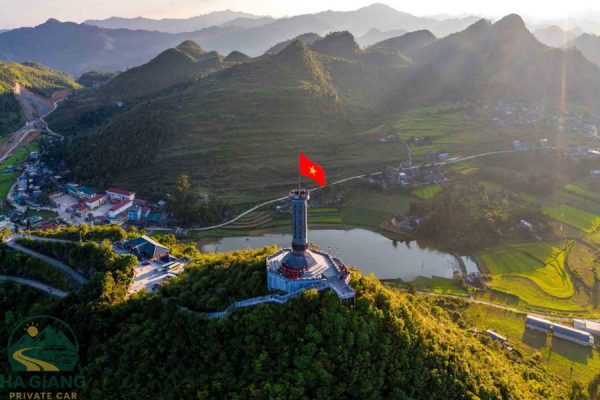 Lung Cu Flag Point - Ha Giang Private Car