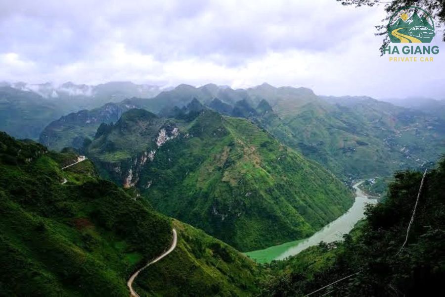 Best Viewpoints In Ha Giang - Ha Giang Private Car