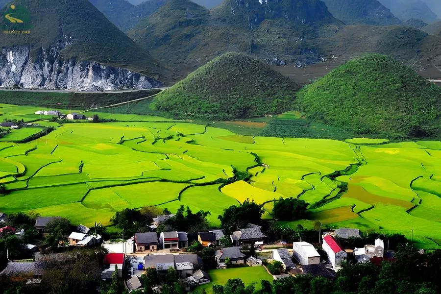 Quan Ba Heaven Gate - Ha Giang Private Car